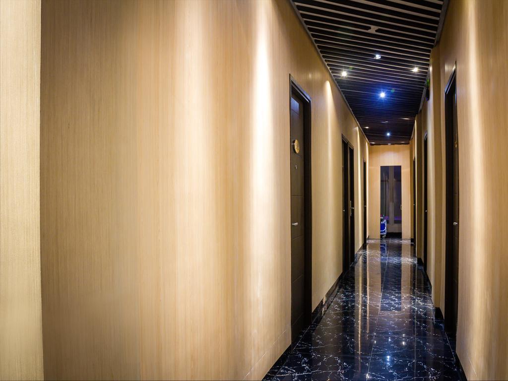 Madu Inn Jakarta Eksteriør billede