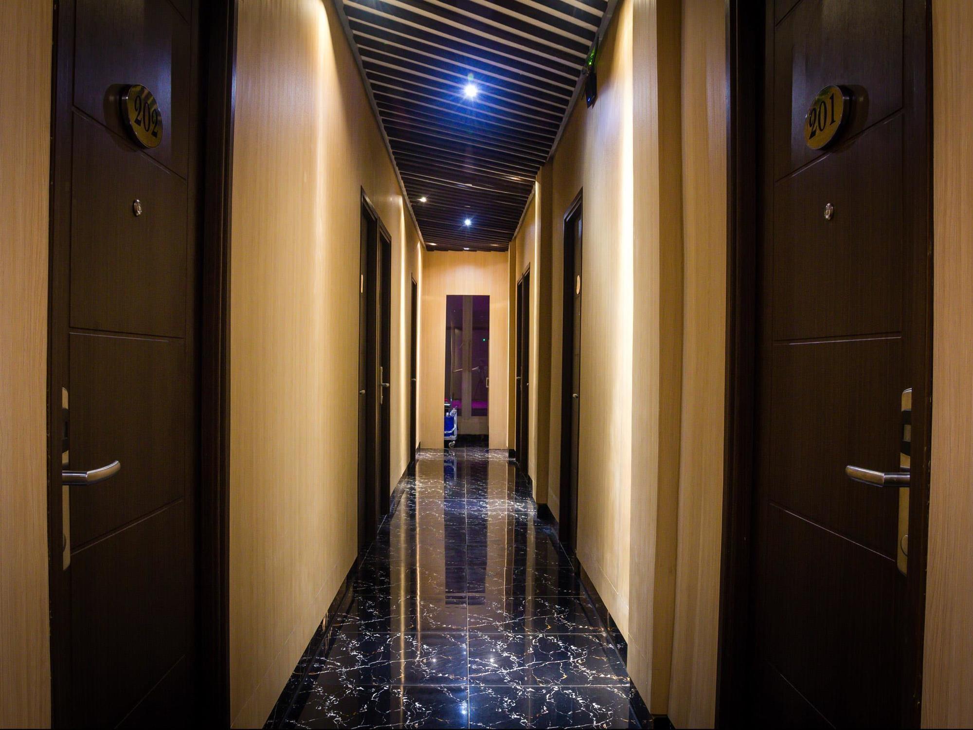 Madu Inn Jakarta Eksteriør billede